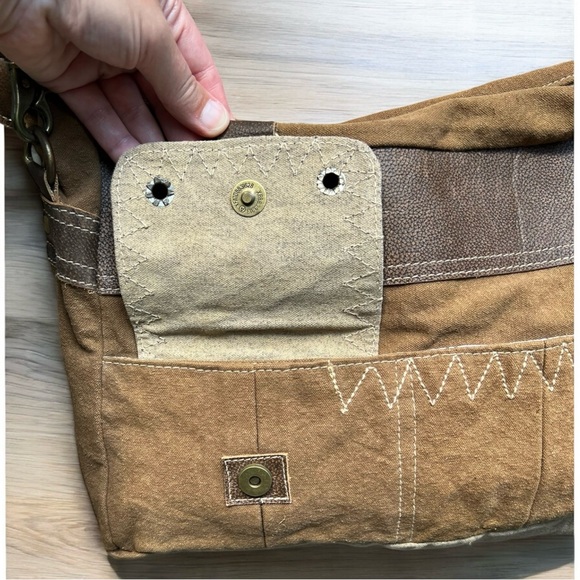 🌻Myra Canvas & Leather Perfect Messenger Adventure Bag | Excellent Condition - Picture 4 of 13